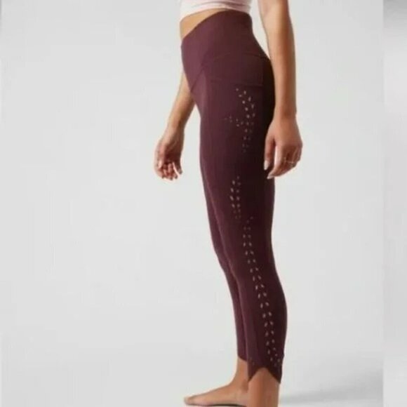 ATHLETA Salutation Stash Pocket Laser Cut Tight Spiced Cabernet XXS #987233 NWOT - Picture 2 of 7